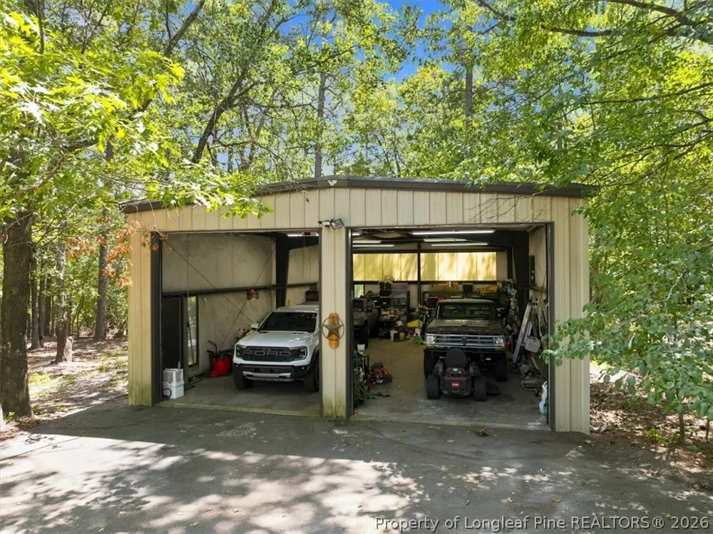 1235 E Hedgelawn Way Southern Pines, NC 28387