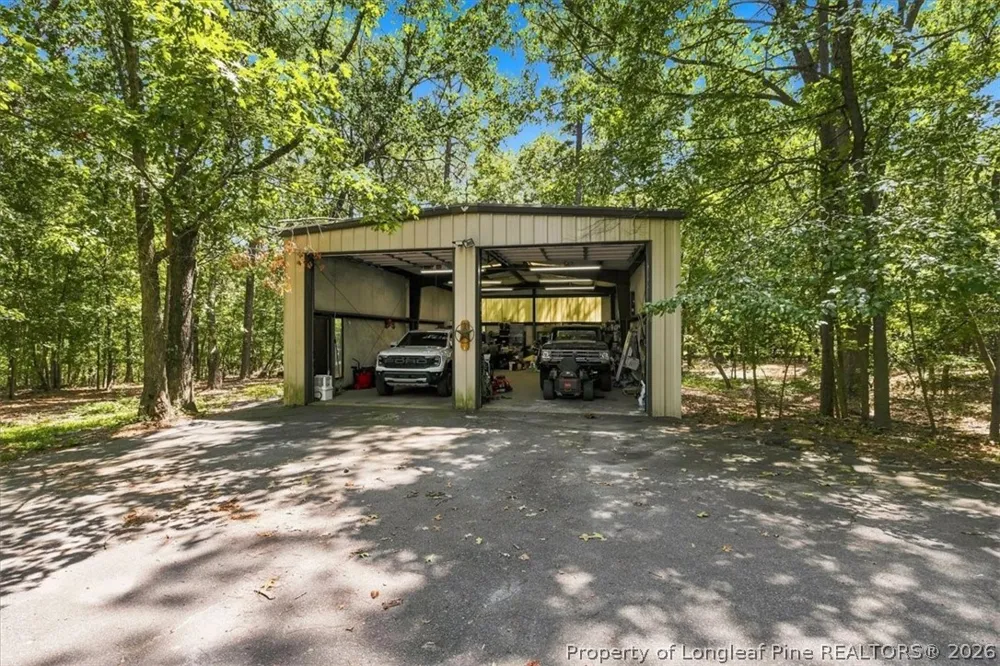 1235 E Hedgelawn Way Southern Pines, NC 28387