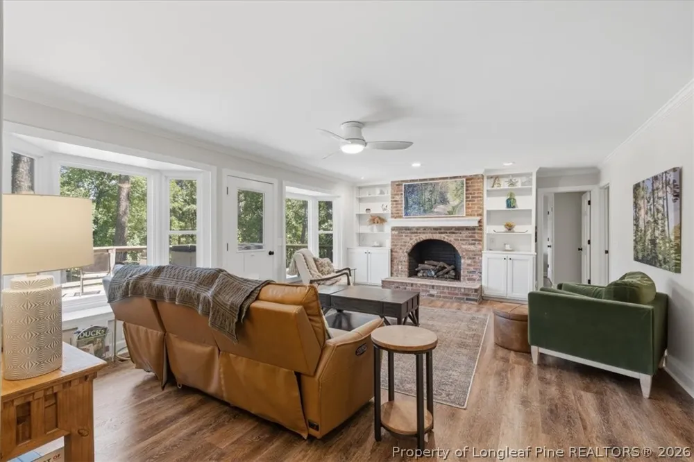 1235 E Hedgelawn Way Southern Pines, NC 28387