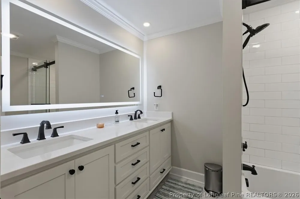 1235 E Hedgelawn Way Southern Pines, NC 28387