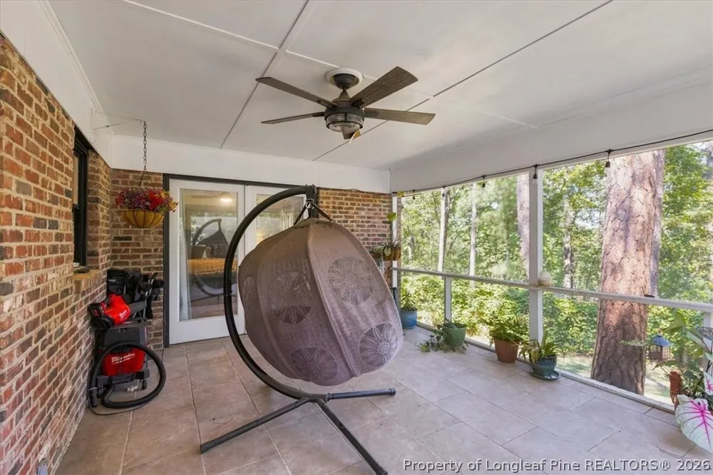 1235 E Hedgelawn Way Southern Pines, NC 28387