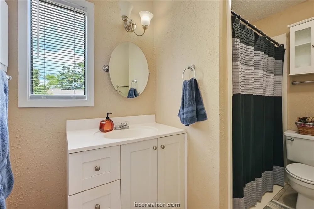 4405 Carter Creek Parkway #2 Bryan, TX 77802