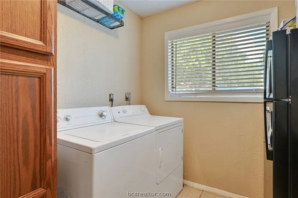 4405 Carter Creek Parkway #2 Bryan, TX 77802