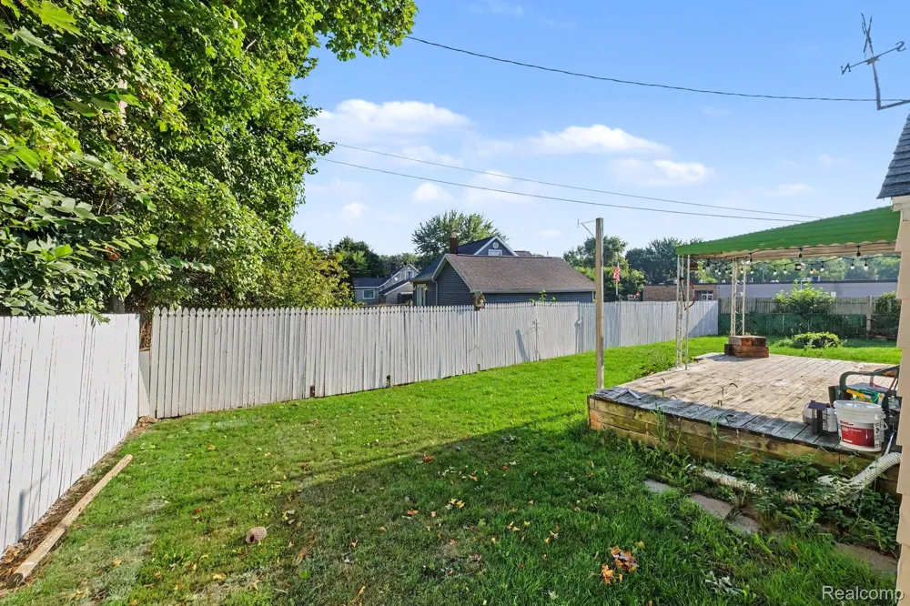 1210 Simca Street Flint Charter Township, MI 48507