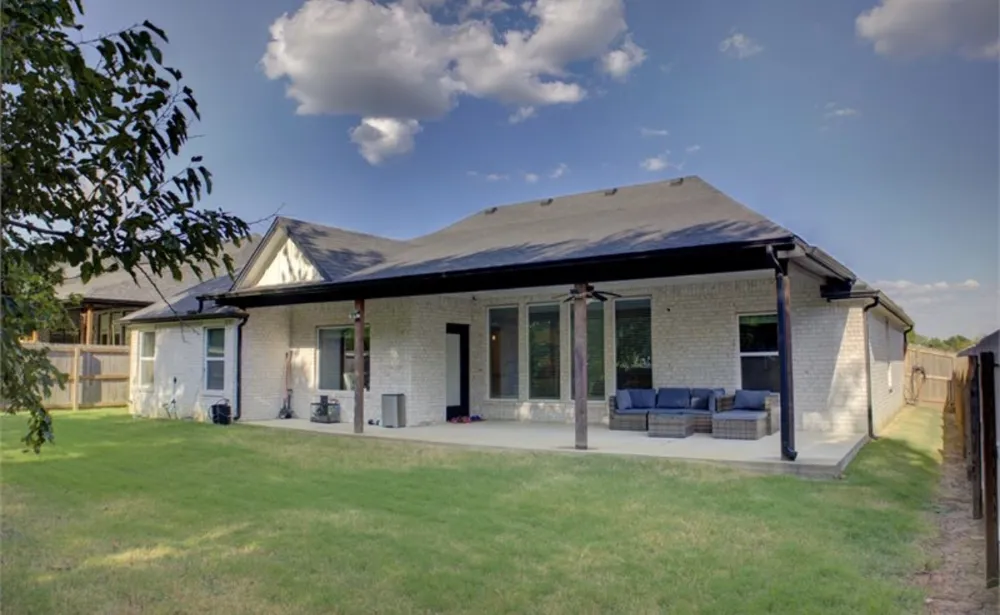 9224 141 EastAvenue Owasso, OK 74055