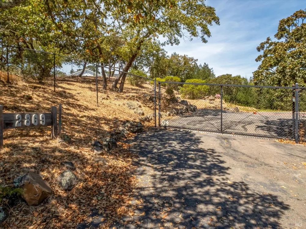 2869 Bristol Road Kenwood, CA 95452