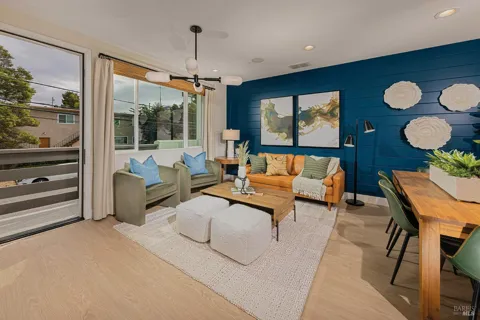5149 Blossom Circle