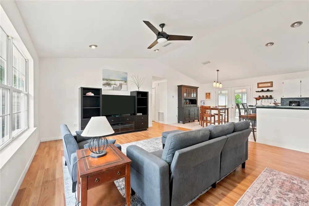 753 SW MAPLETON STREET Fort White, FL 32038