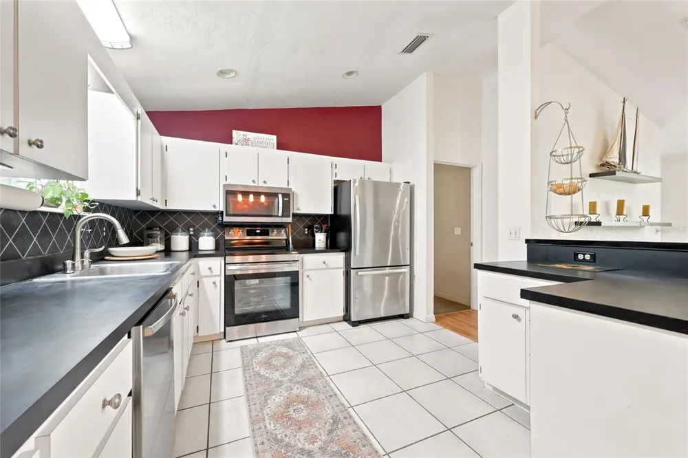 753 SW MAPLETON STREET Fort White, FL 32038