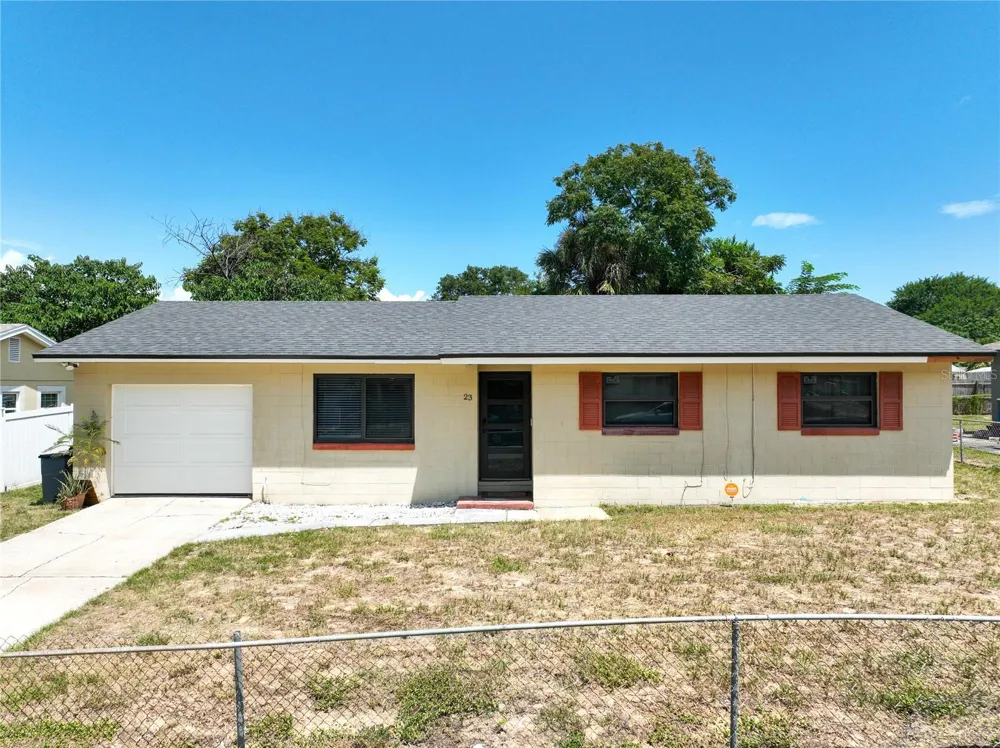23 E HAMMON DRIVE Apopka, FL 32703