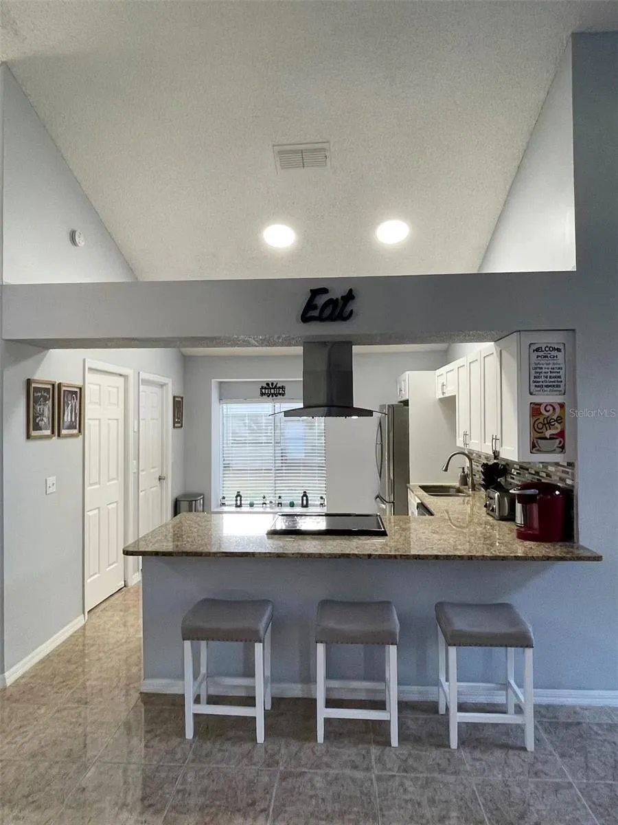 102 W FREDERICK AVENUE Lake Mary, FL 32746