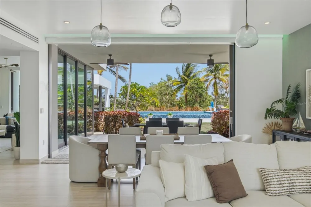 17 THE ENCLAVE Dorado, PR 00646