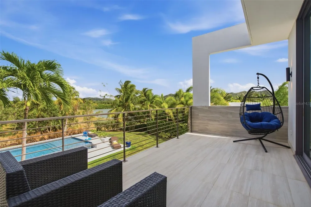 17 THE ENCLAVE Dorado, PR 00646