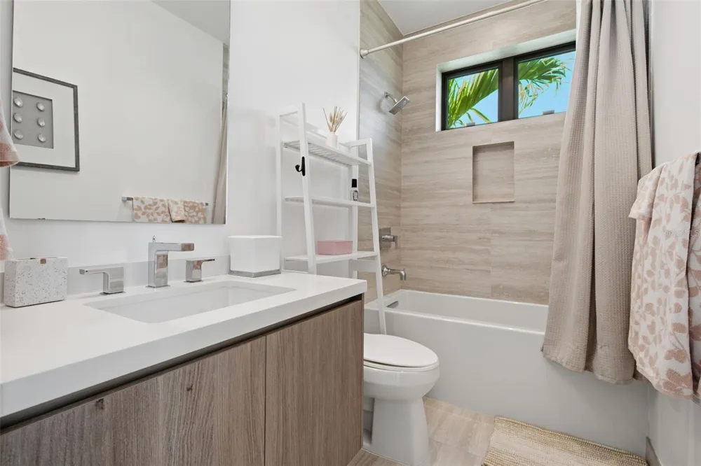 17 THE ENCLAVE Dorado, PR 00646