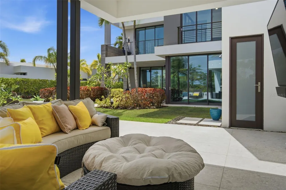 17 THE ENCLAVE Dorado, PR 00646