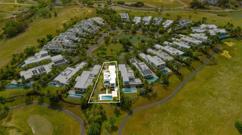 17 THE ENCLAVE Dorado, PR 00646