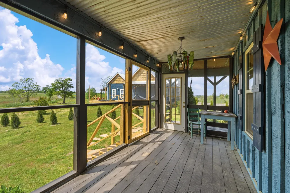 297 County Road 714 Valley Head, AL 35989