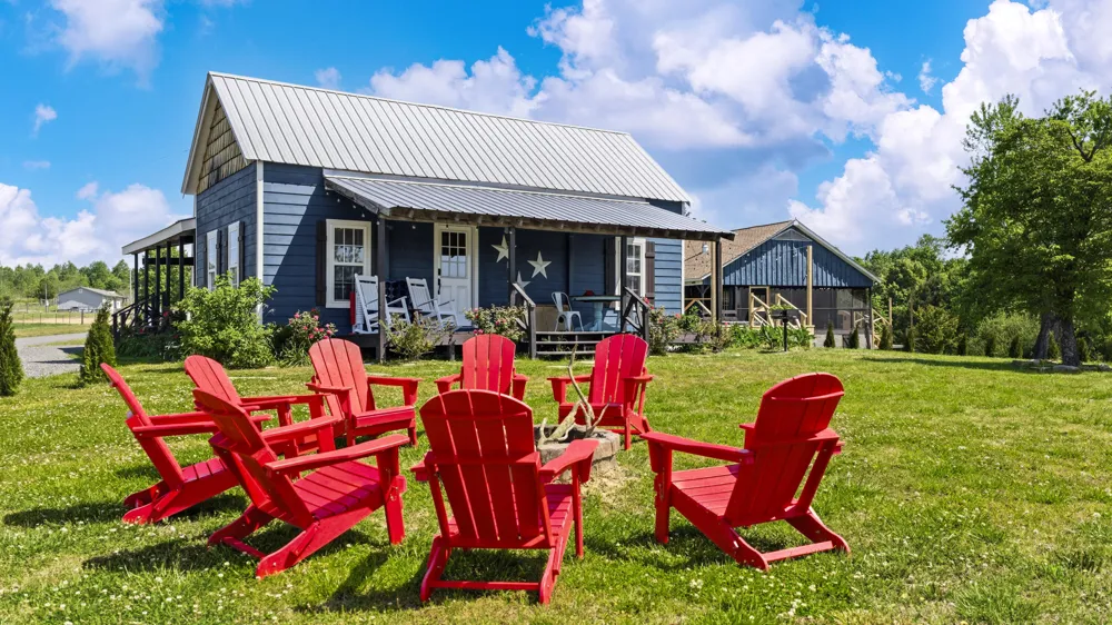 297 County Road 714 Valley Head, AL 35989