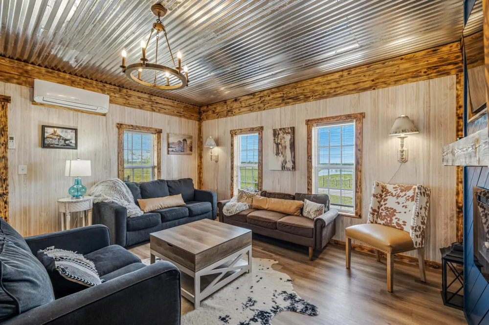 297 County Road 714 Valley Head, AL 35989