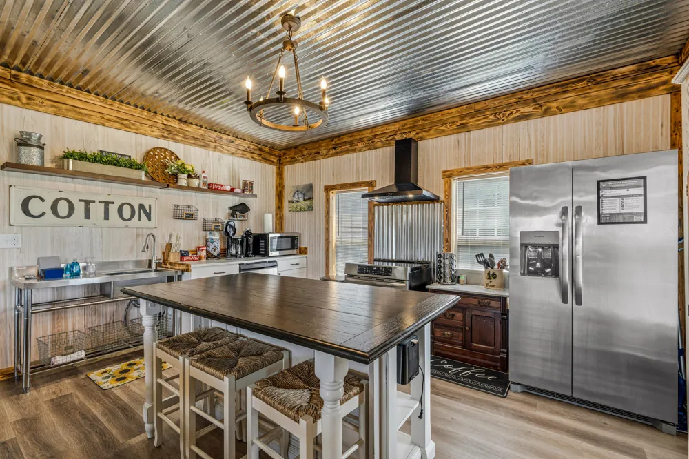297 County Road 714 Valley Head, AL 35989