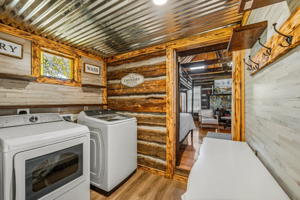 297 County Road 714 Valley Head, AL 35989