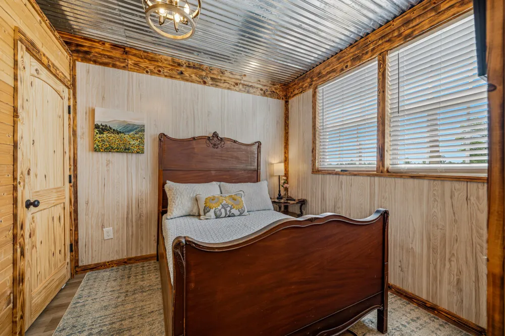 297 County Road 714 Valley Head, AL 35989