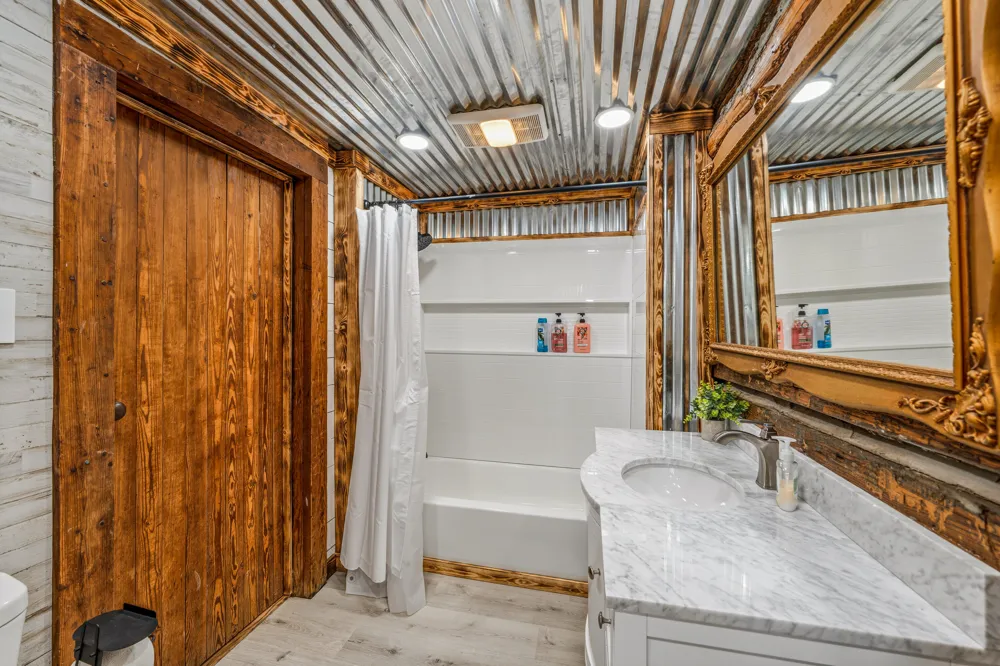 297 County Road 714 Valley Head, AL 35989
