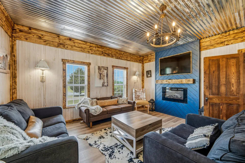 297 County Road 714 Valley Head, AL 35989