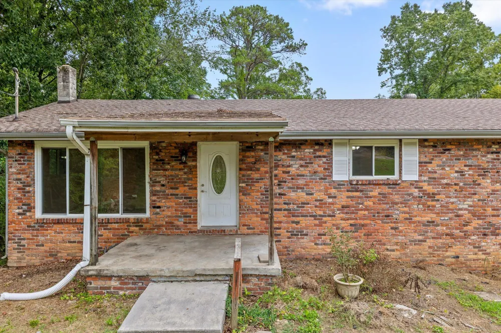 1128 Iris Drive Rossville, GA 30741