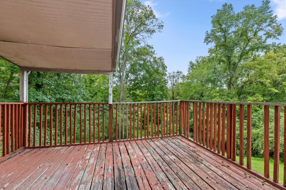 1128 Iris Drive Rossville, GA 30741
