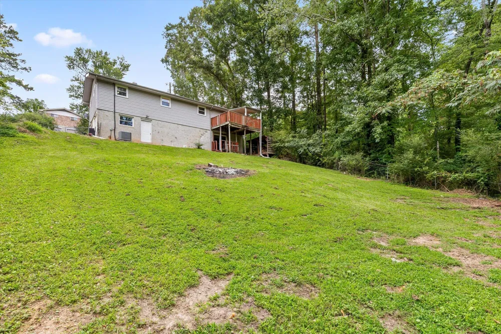 1128 Iris Drive Rossville, GA 30741