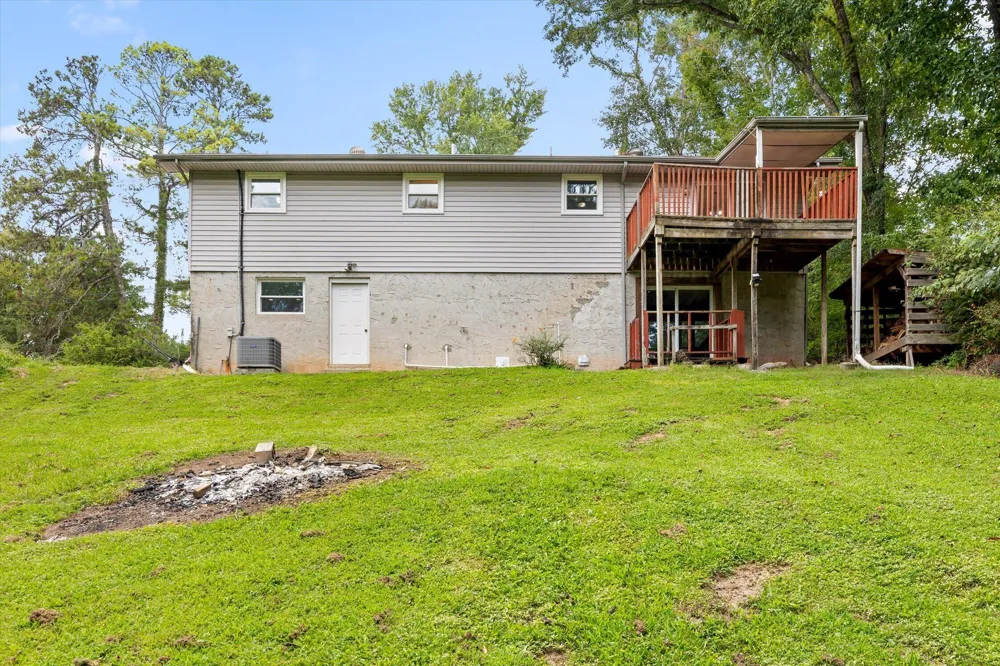 1128 Iris Drive Rossville, GA 30741
