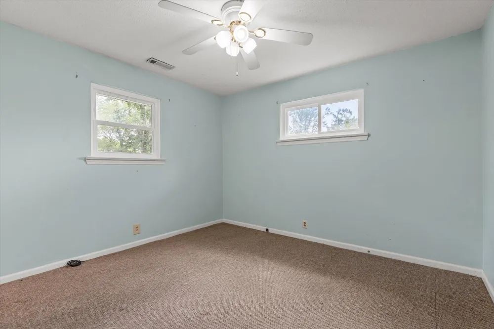 1128 Iris Drive Rossville, GA 30741