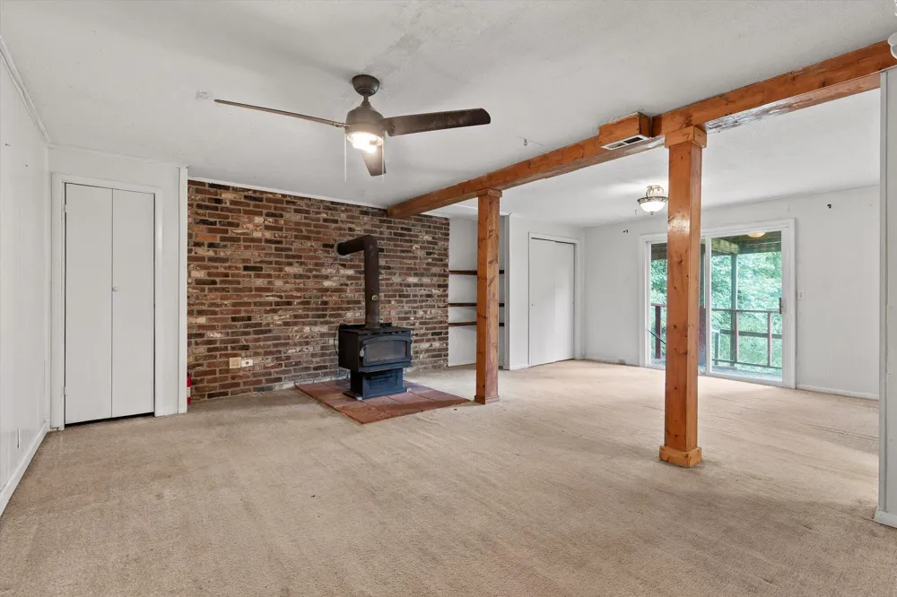 1128 Iris Drive Rossville, GA 30741