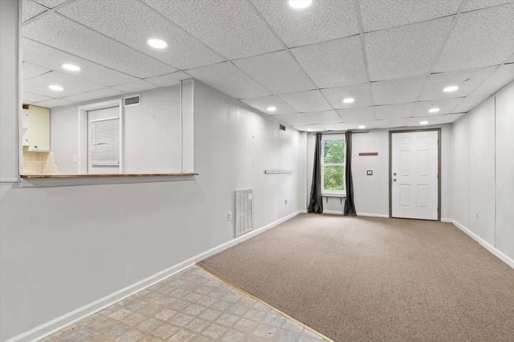 1128 Iris Drive Rossville, GA 30741