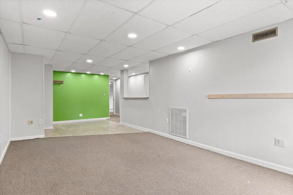 1128 Iris Drive Rossville, GA 30741