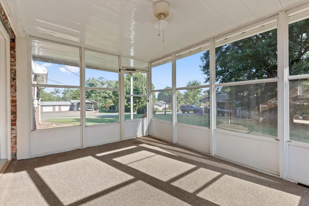 1820 W Lake Drive NW Cleveland, TN 37312