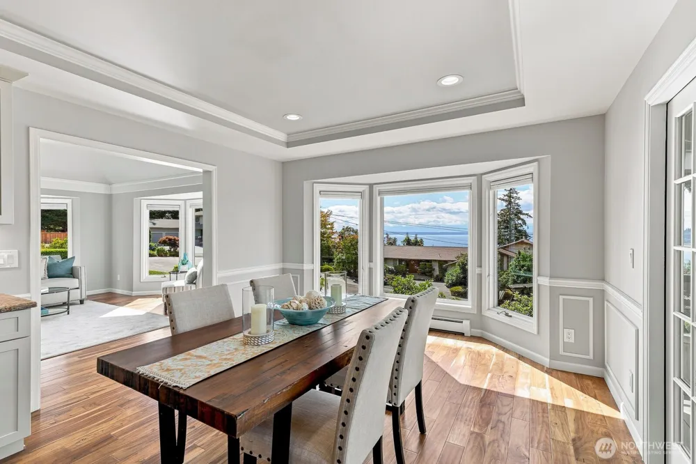 5927 Chennault Beach Drive Mukilteo, WA 98275