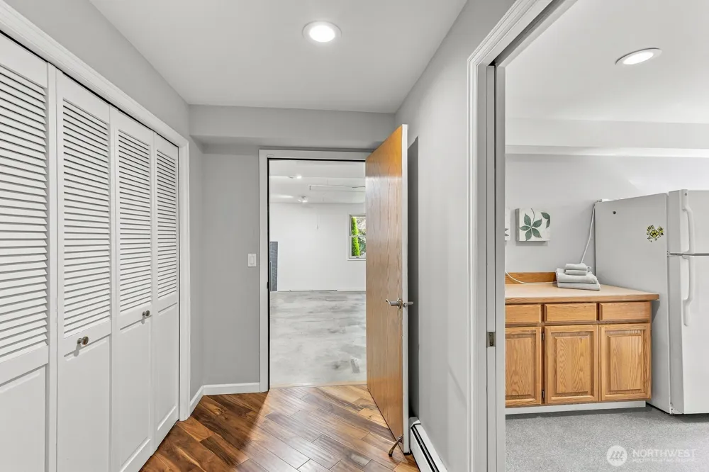 5927 Chennault Beach Drive Mukilteo, WA 98275