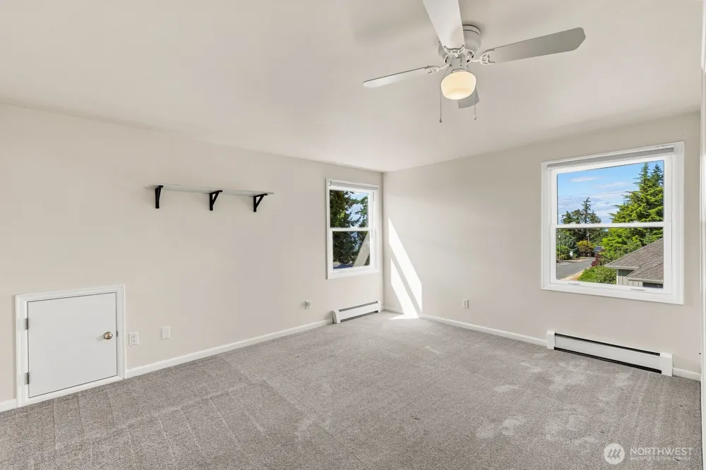 5927 Chennault Beach Drive Mukilteo, WA 98275