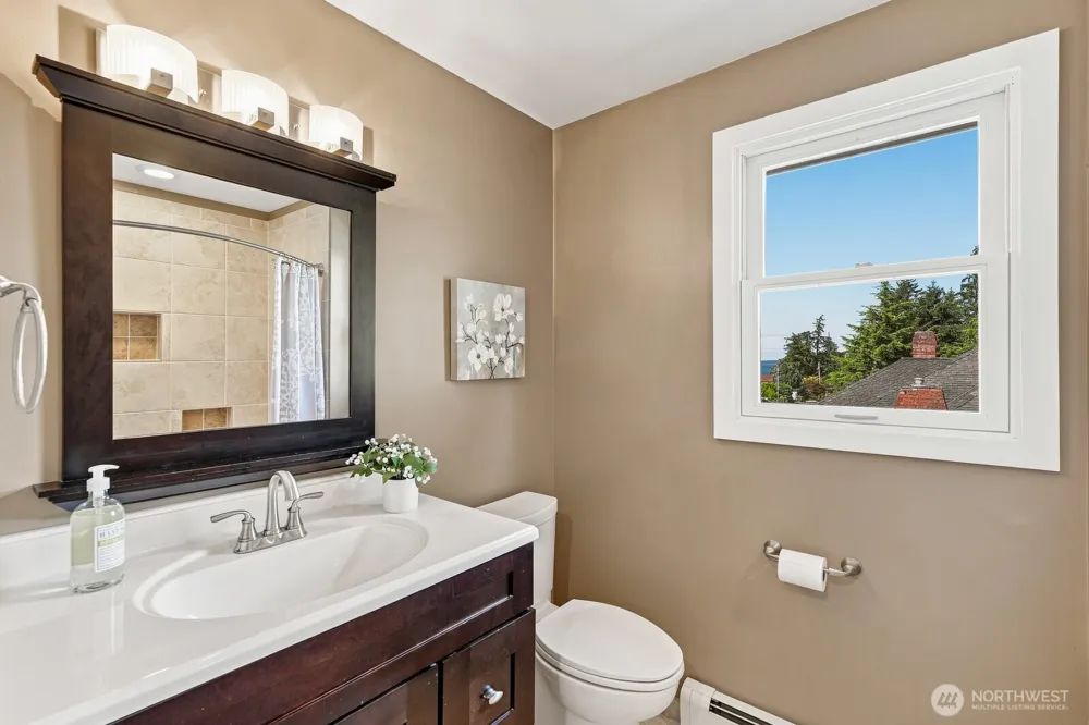 5927 Chennault Beach Drive Mukilteo, WA 98275
