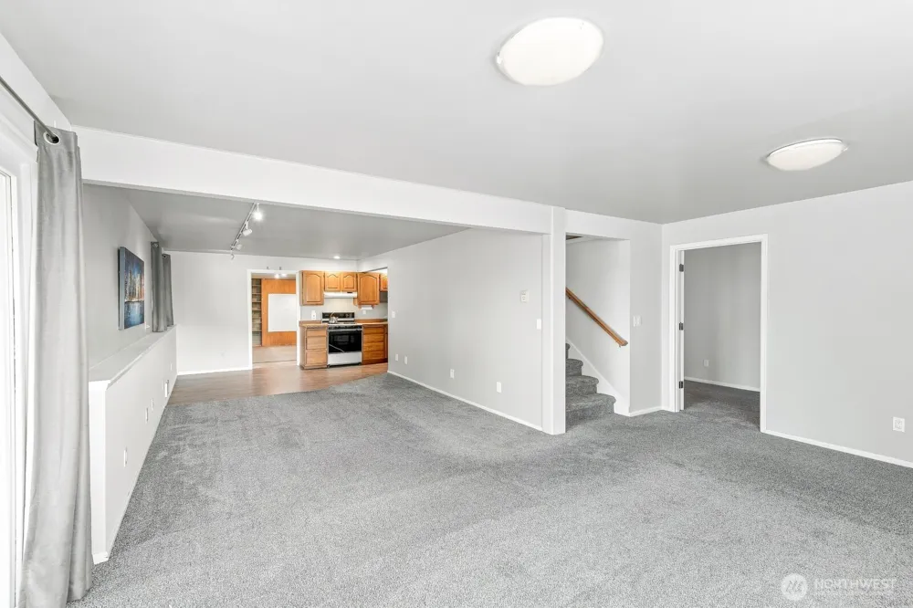 5927 Chennault Beach Drive Mukilteo, WA 98275