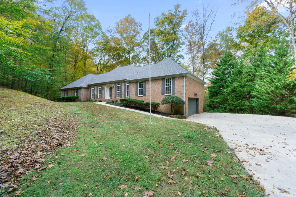 800 Nickajack Landing South Pittsburg, TN 37380
