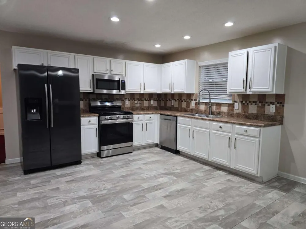 5195 Miller Woods TRL Decatur, GA 30035