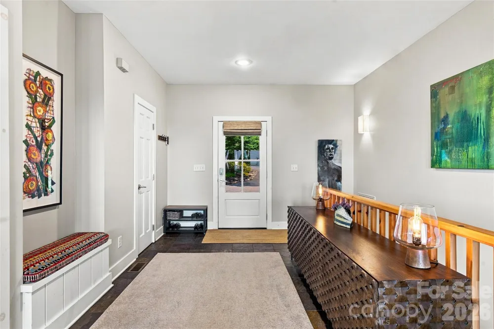 600 Tanglewood Lane Saluda, NC 28773