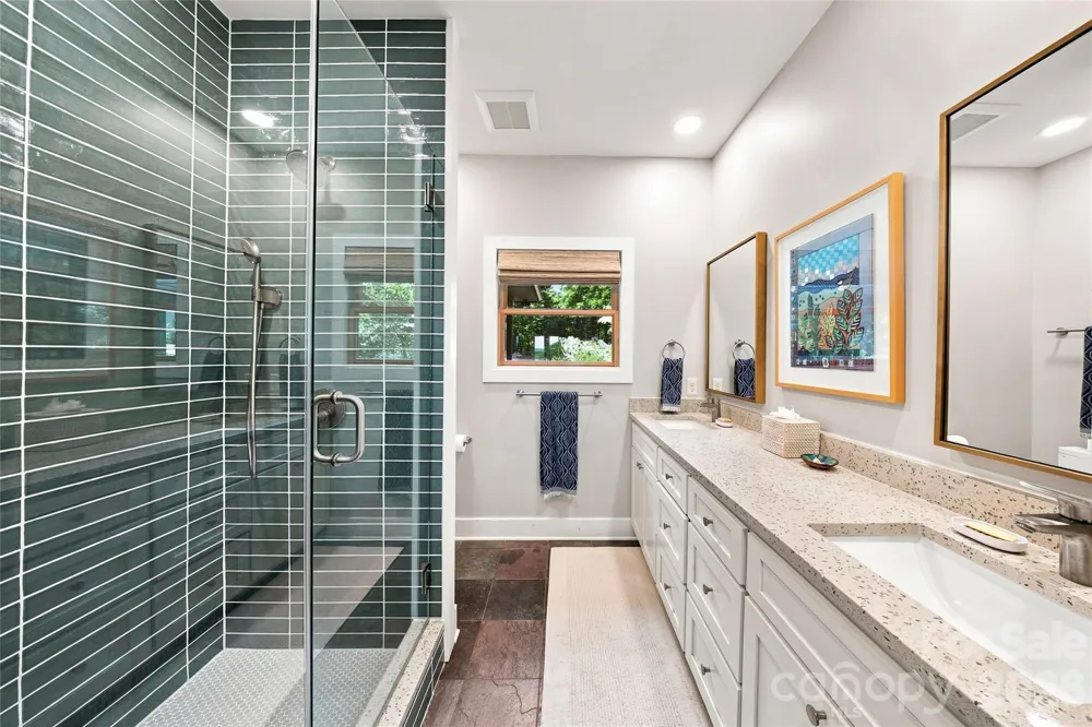 600 Tanglewood Lane Saluda, NC 28773