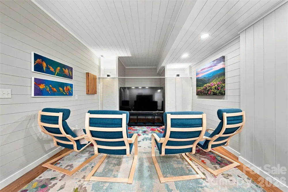 600 Tanglewood Lane Saluda, NC 28773