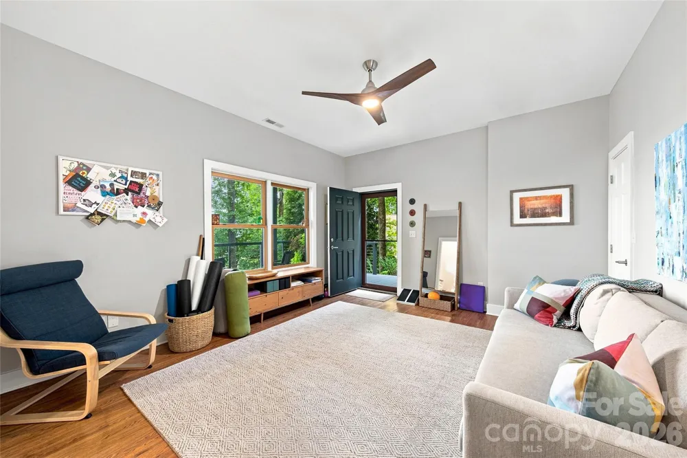 600 Tanglewood Lane Saluda, NC 28773