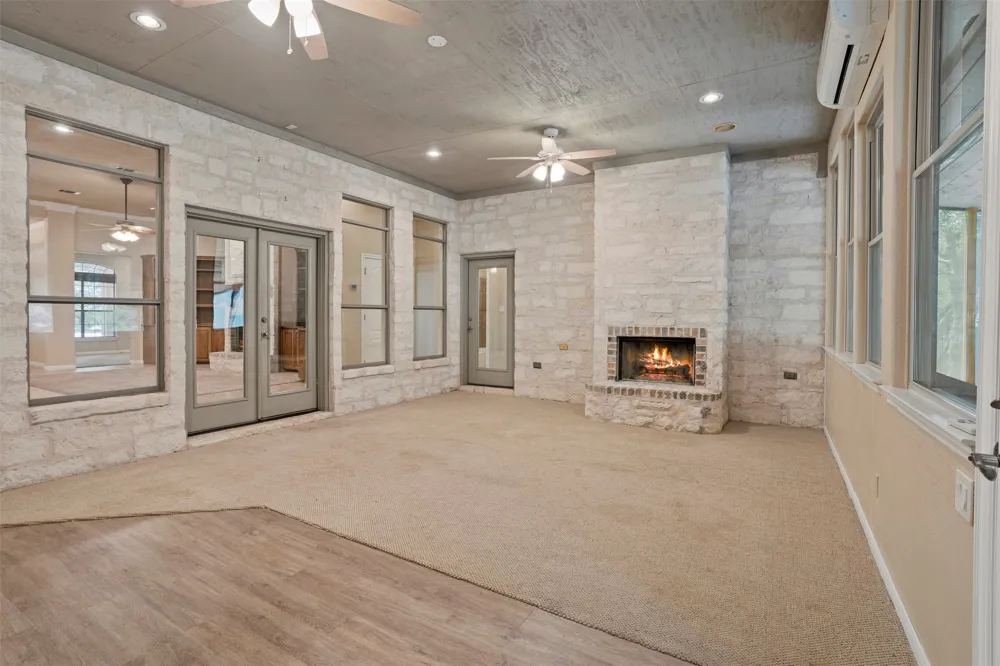 107 Hallie Court Georgetown, TX 78633