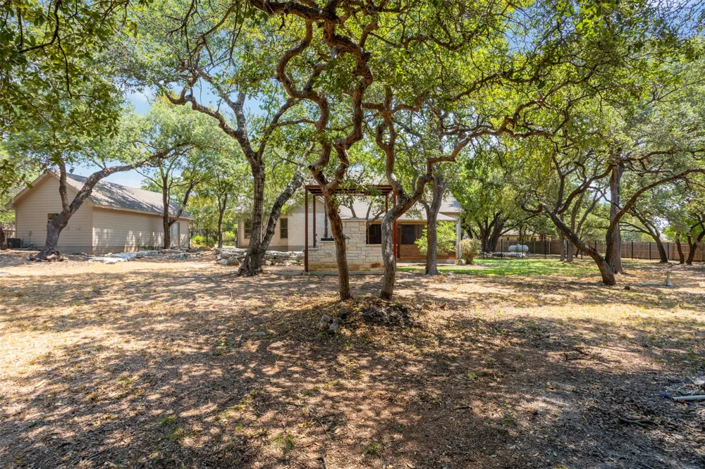 107 Hallie Court Georgetown, TX 78633